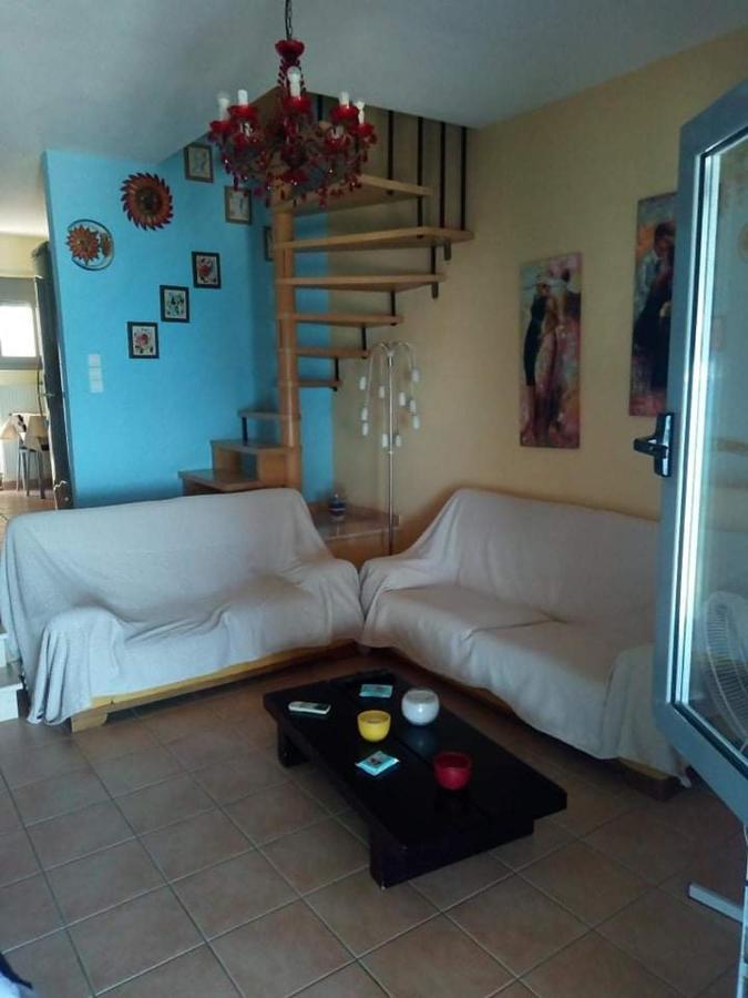 Whole Apartment In Loutsa With Amazing View 외부 사진